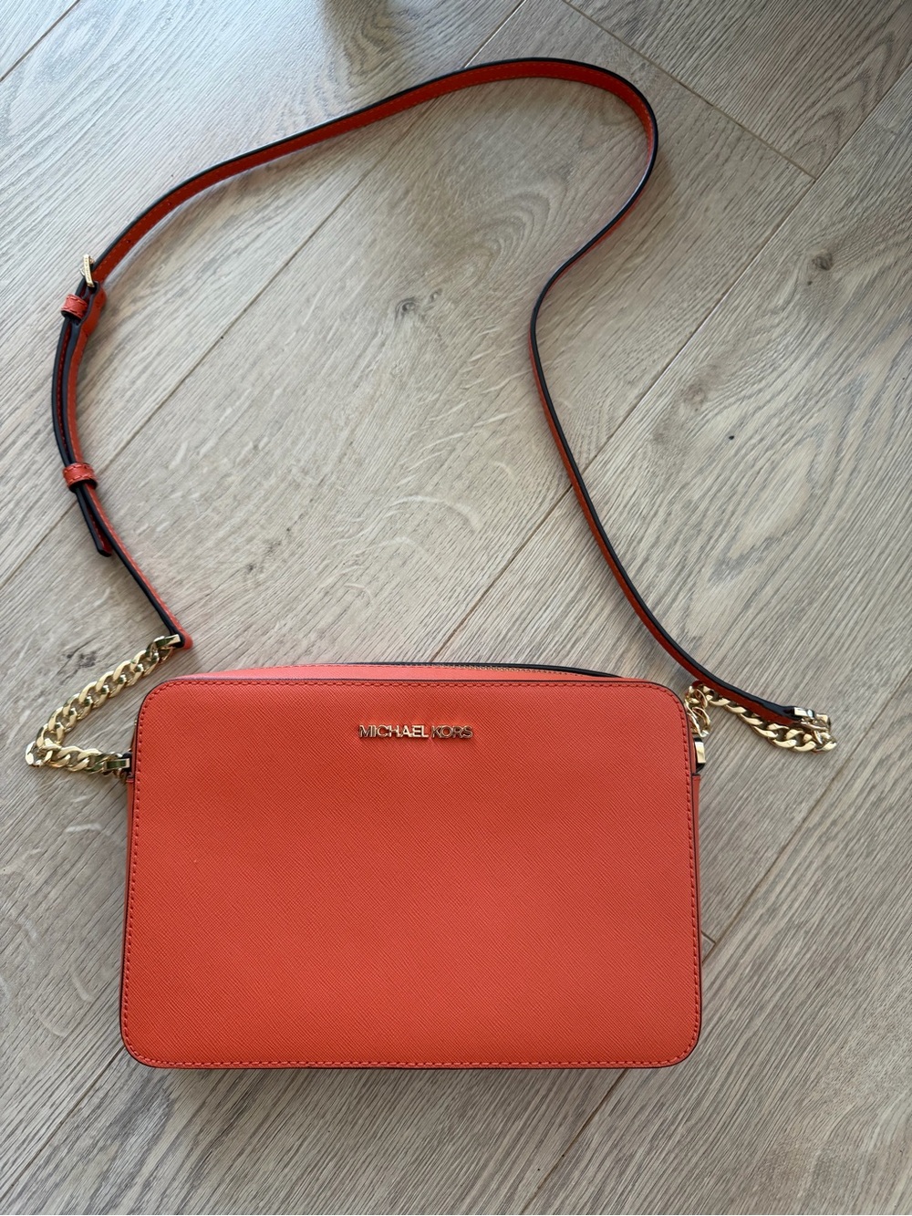 Michael Kors Genuine | Brand New| Saffiano Leather Cossbody bag | Coral Orange 🧡 - Picture 4 of 14